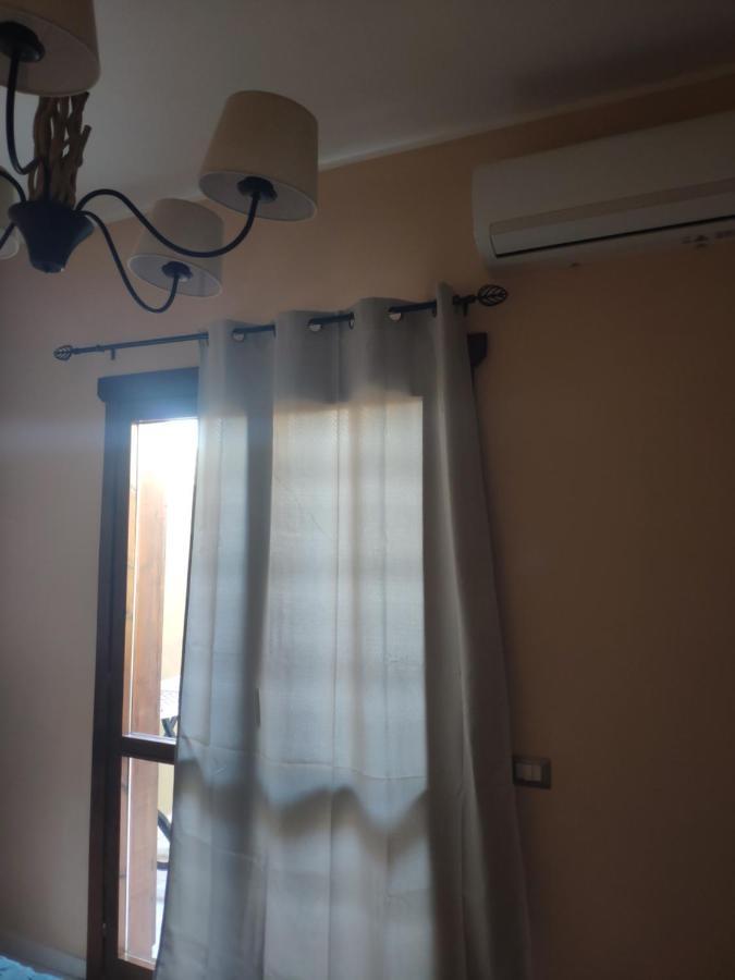 ヴィッラシミーウス La Casa Dei Poetiヴィラ エクステリア 写真